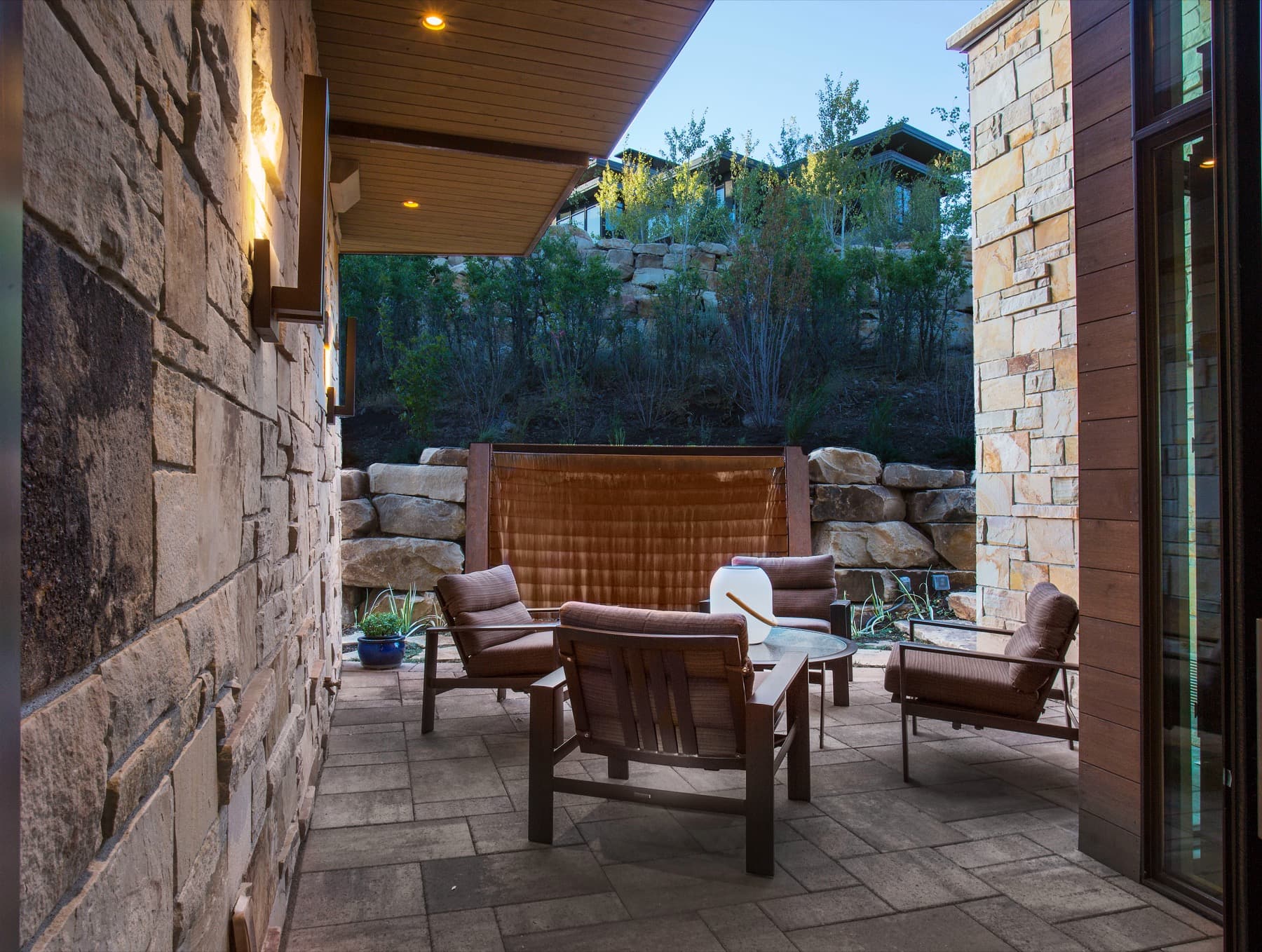 Crescent House — courtyard