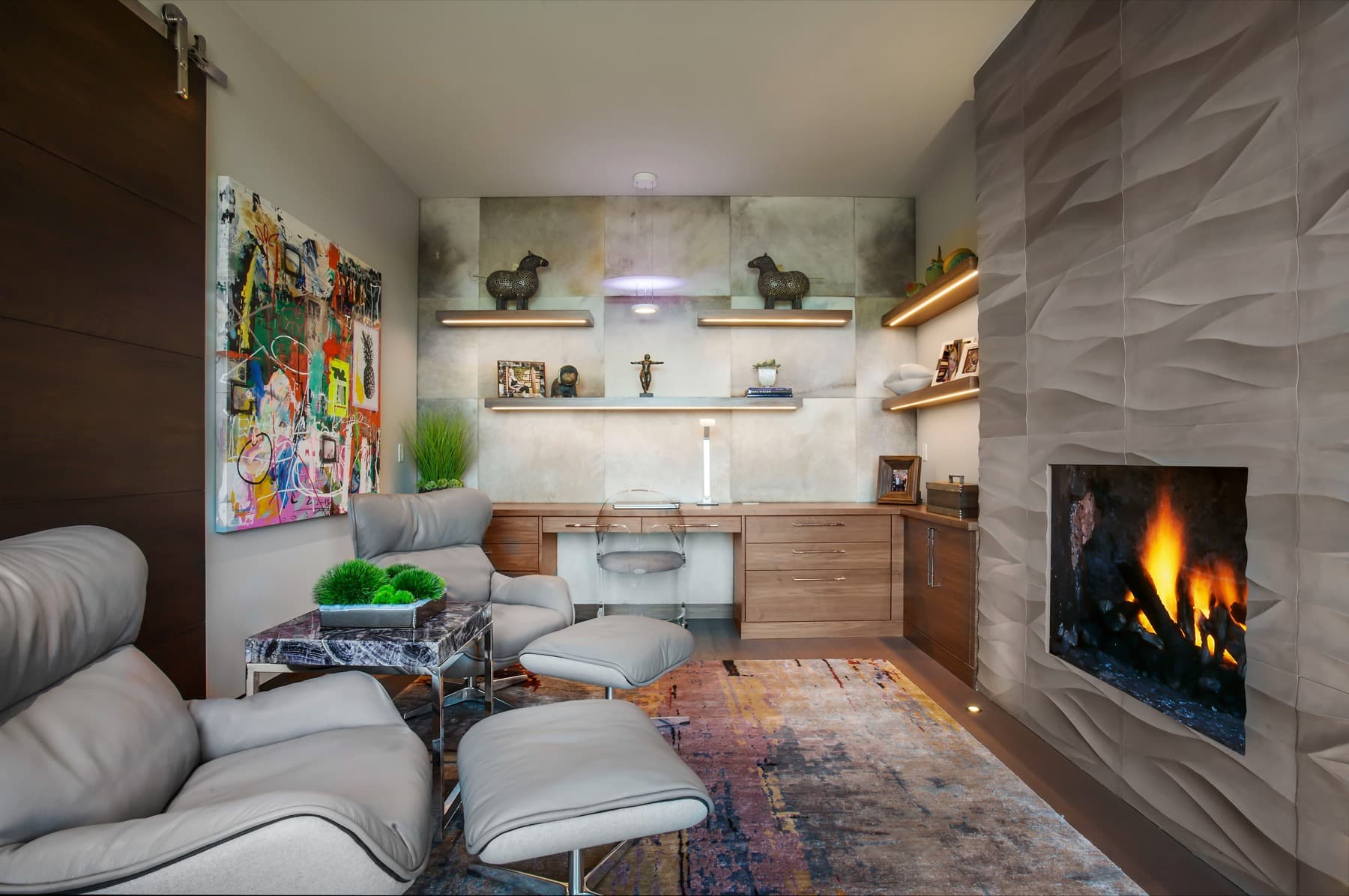Crescent House — den