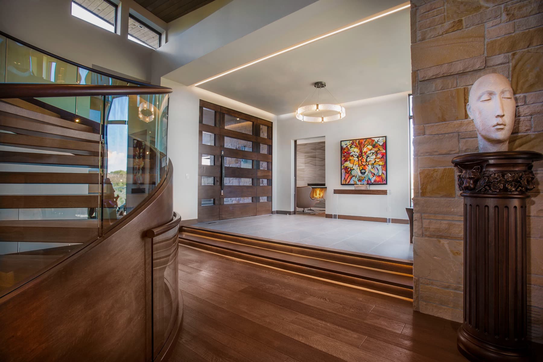 Crescent House — entry