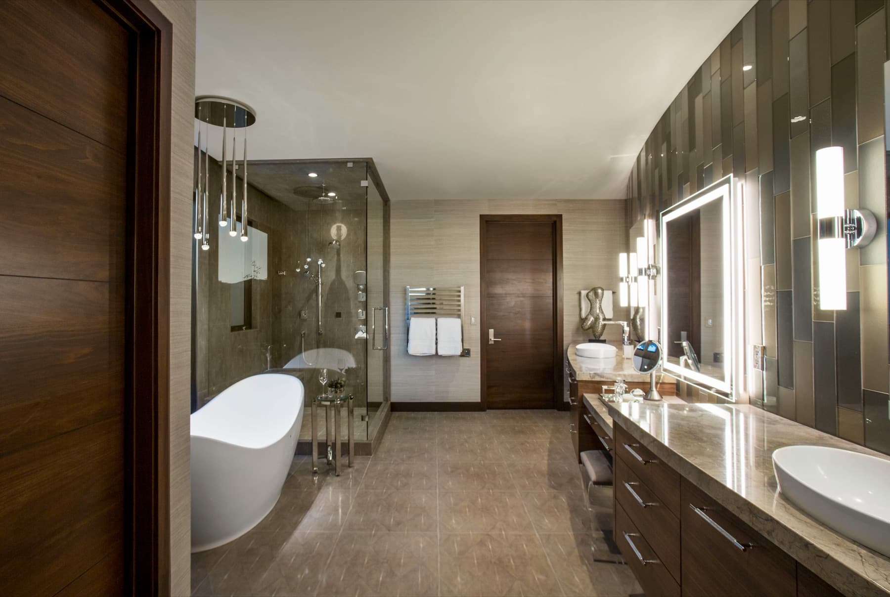 Crescent House — primary bath