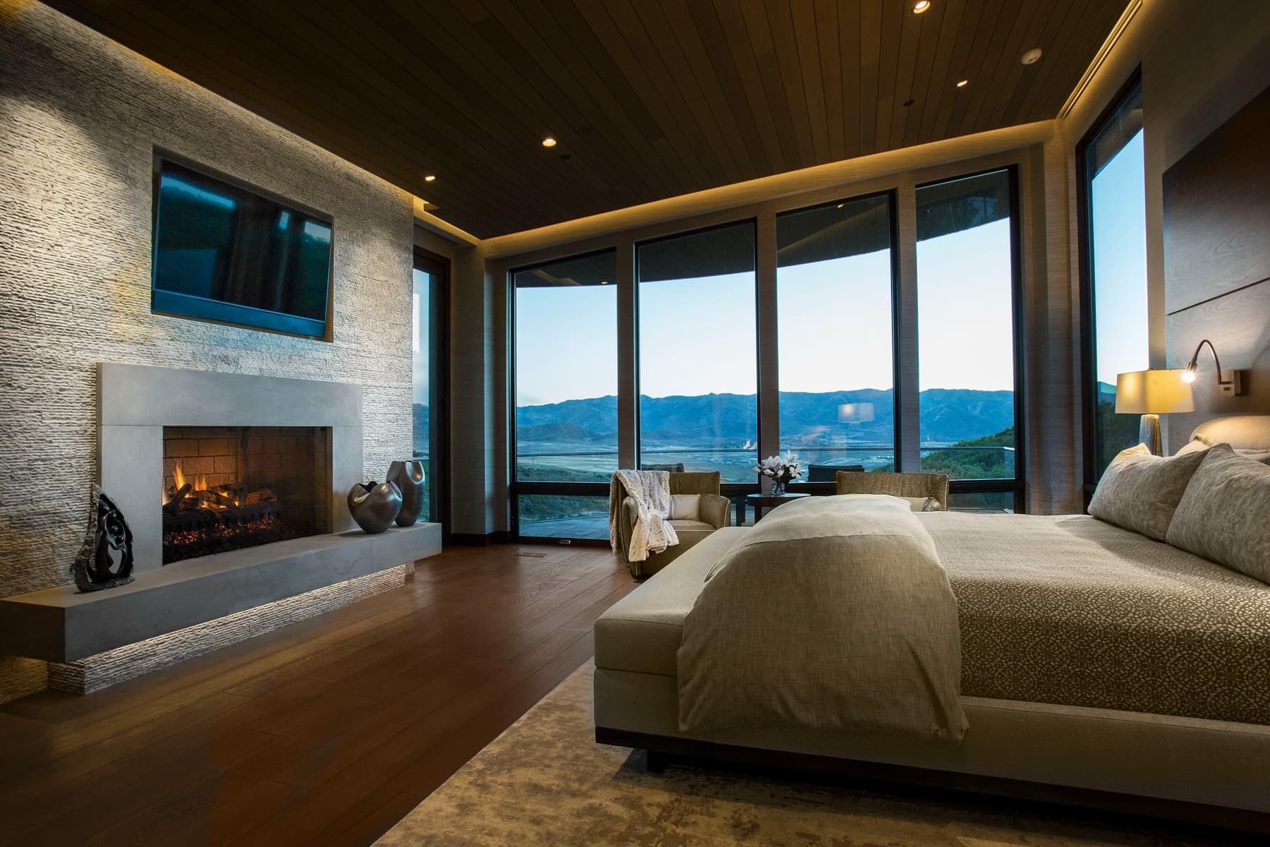 Crescent House — primary suite hearth