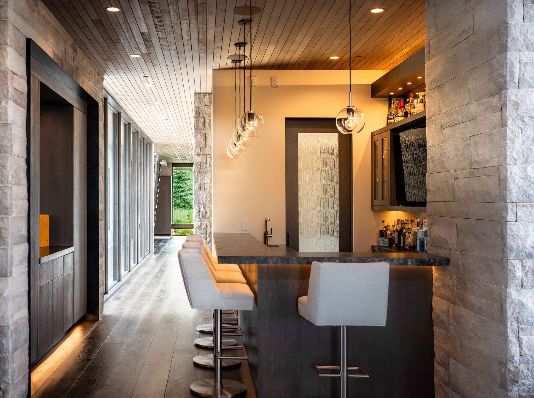 Meadow House — bar