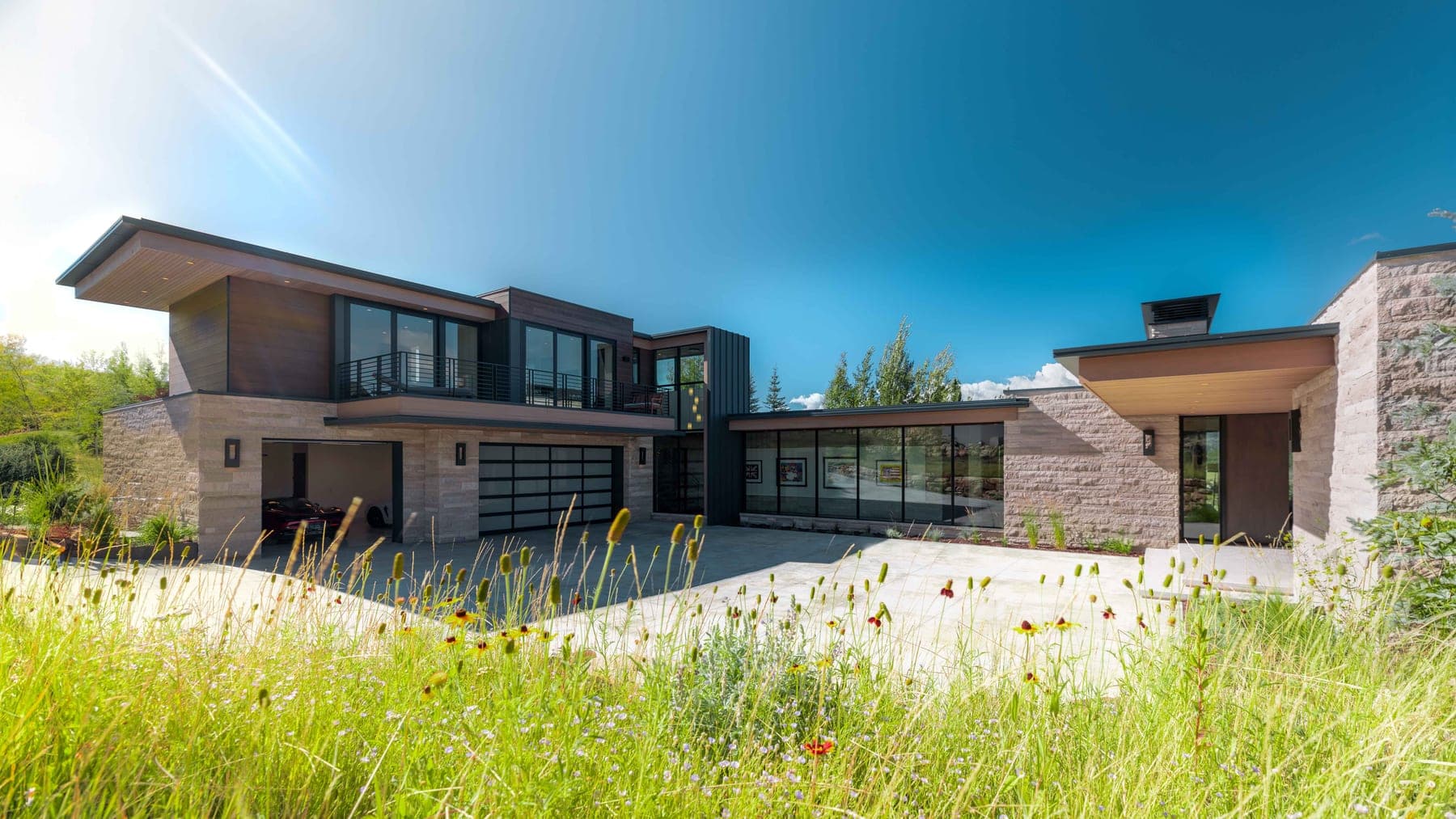 Meadow House — motor court