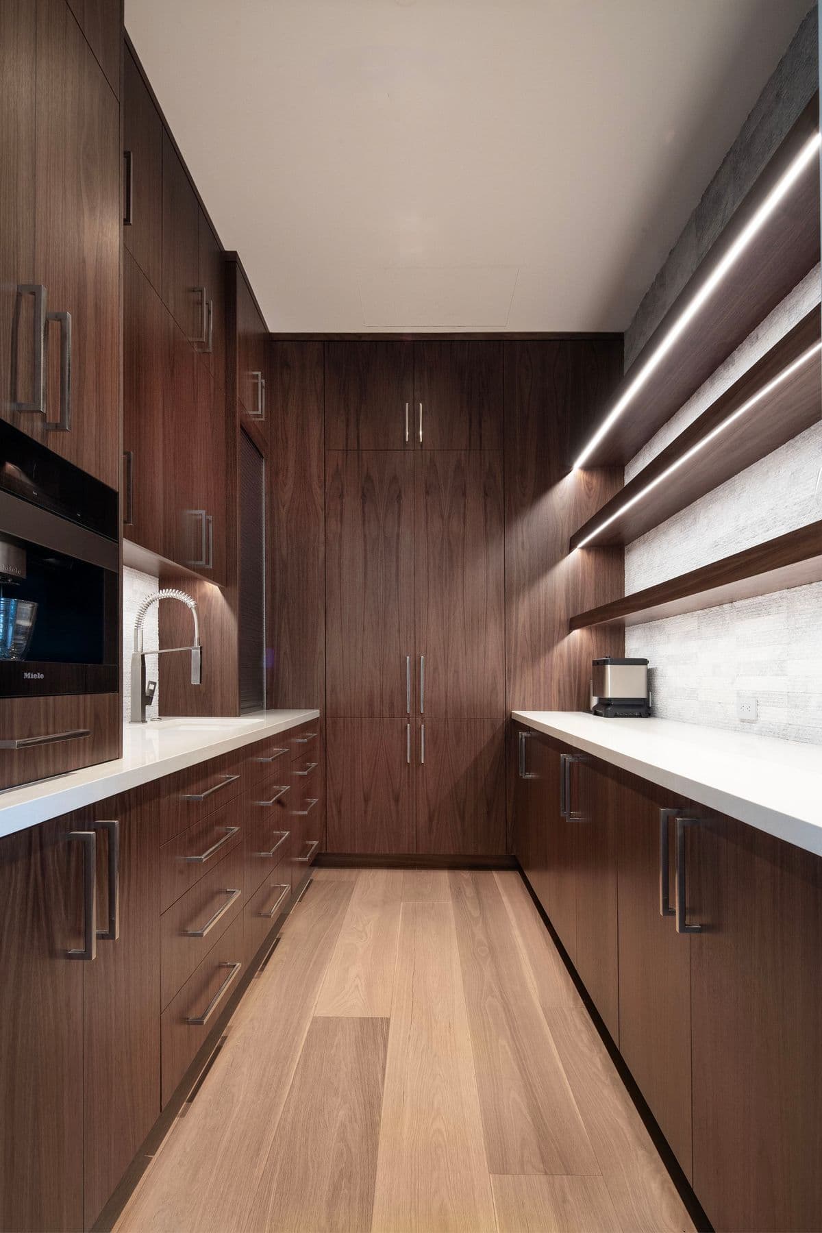 Pinnacle Home — scullery
