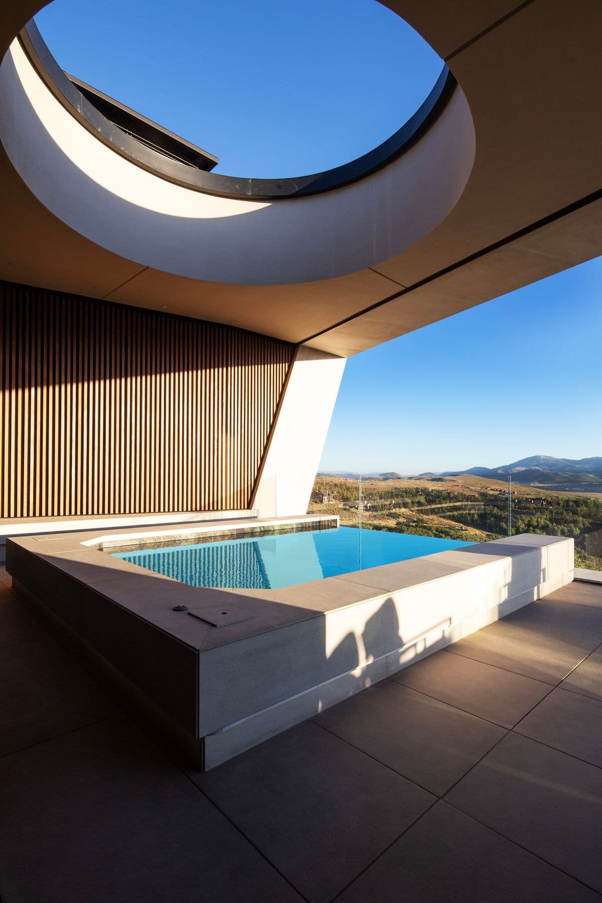 Pinnacle Home — exterior