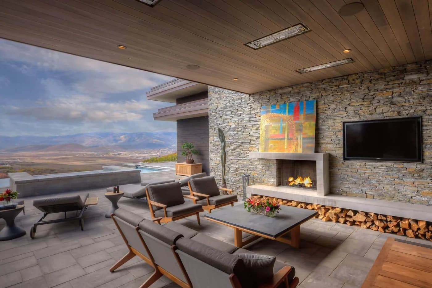 Promontory Golf — hearth