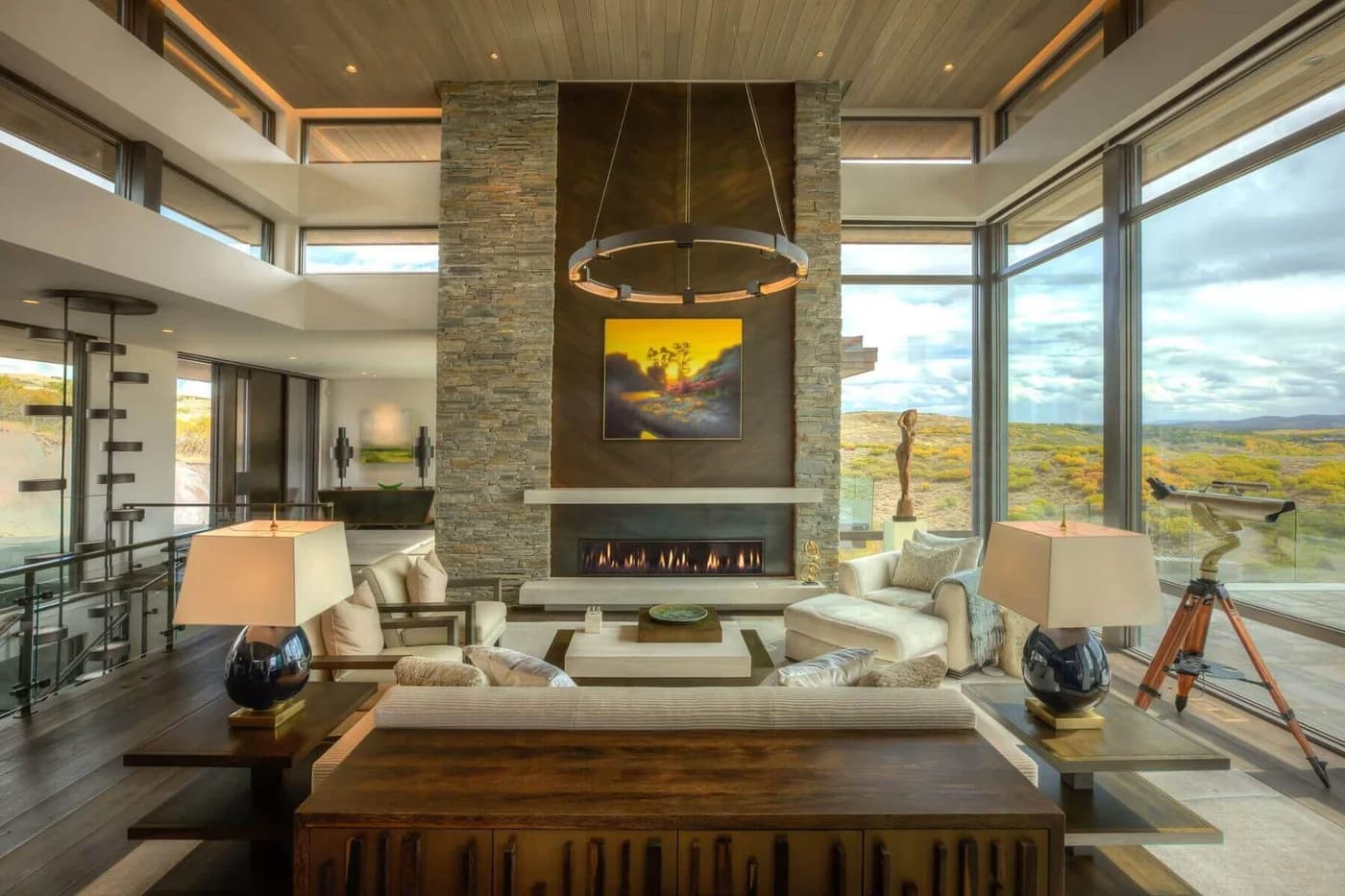 Promontory Golf — sitting room