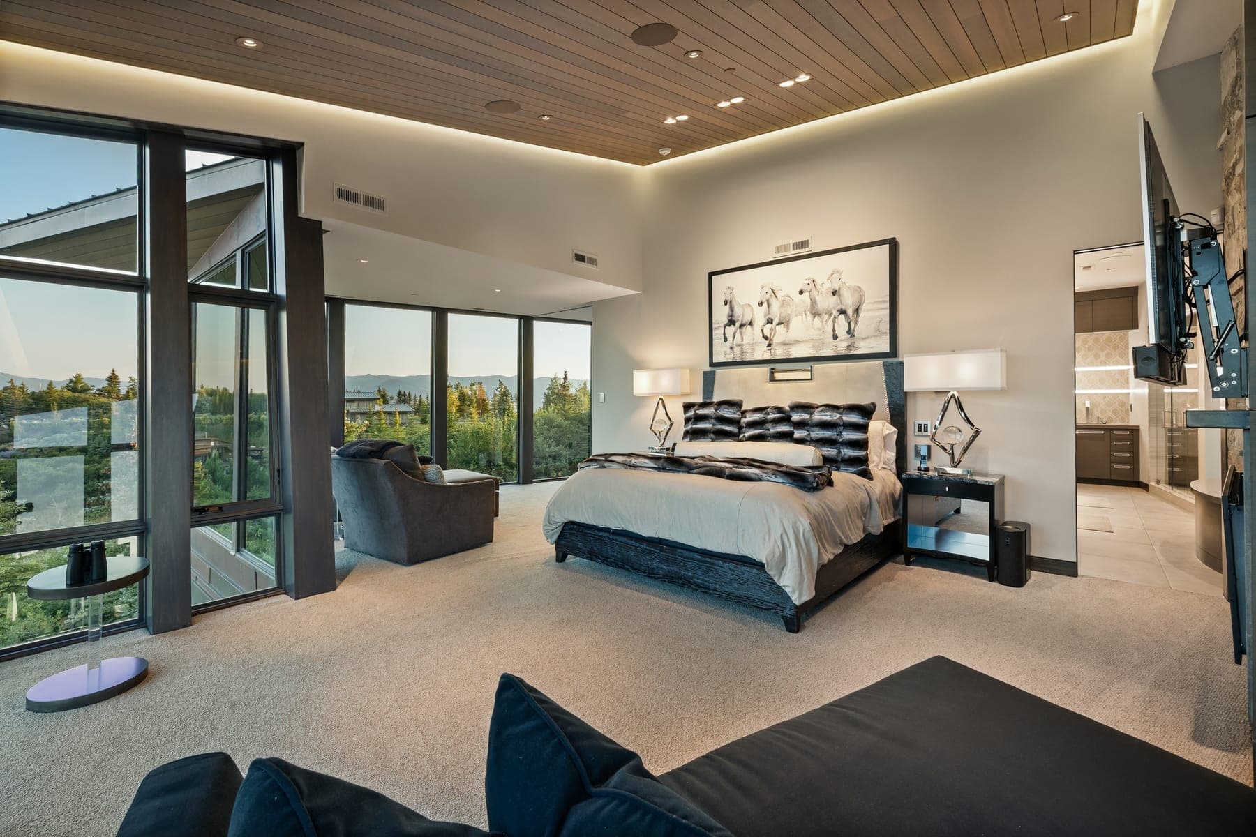 Sunny Ridge — bedroom