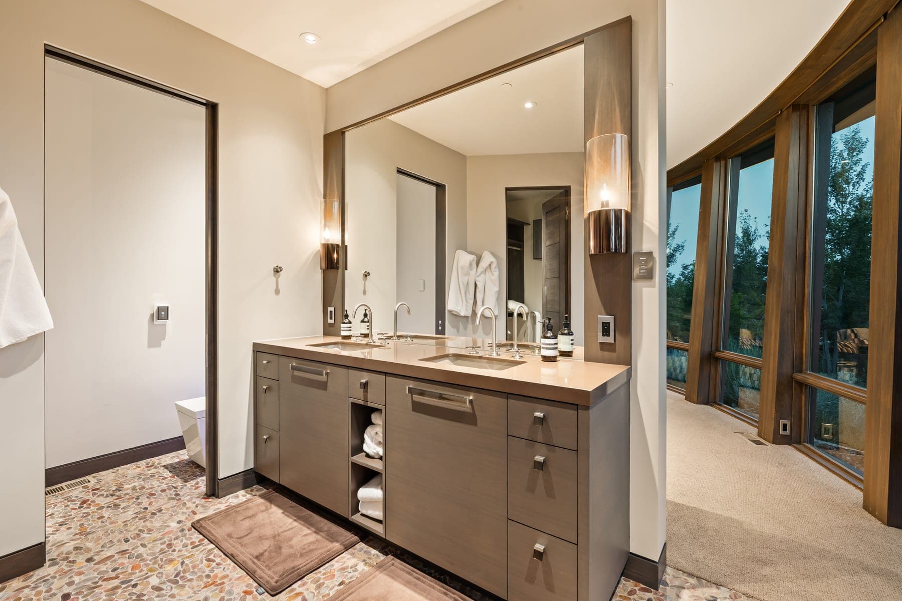 Sunny Ridge — guest bath
