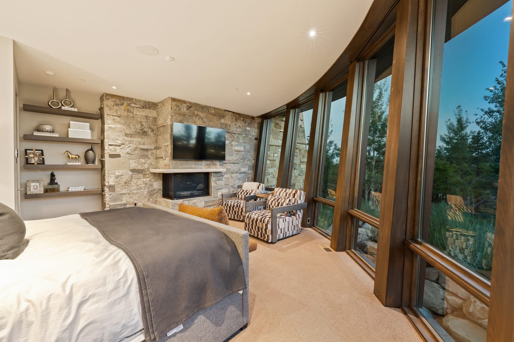 Sunny Ridge — guest suite