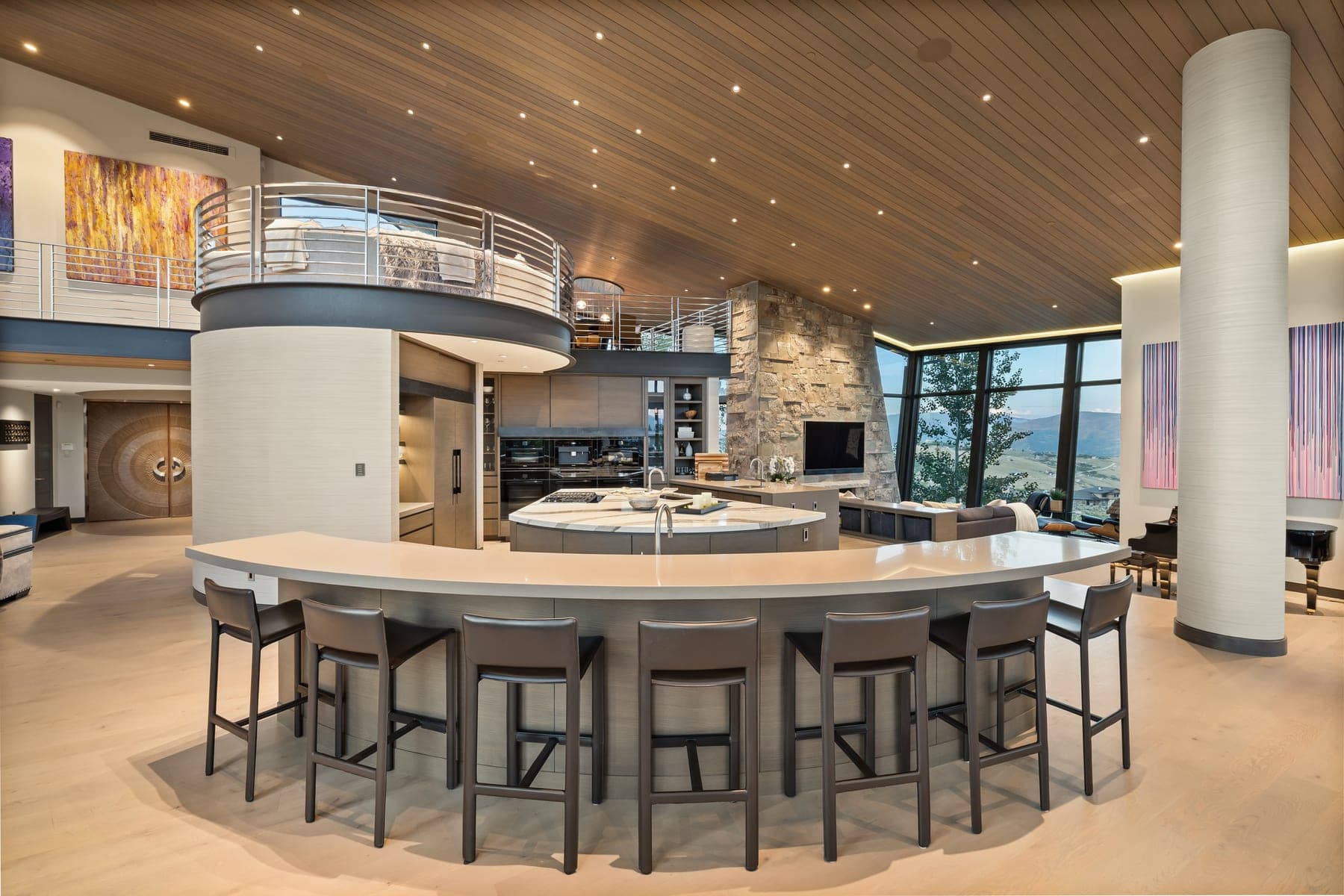 Sunny Ridge — kitchen bar