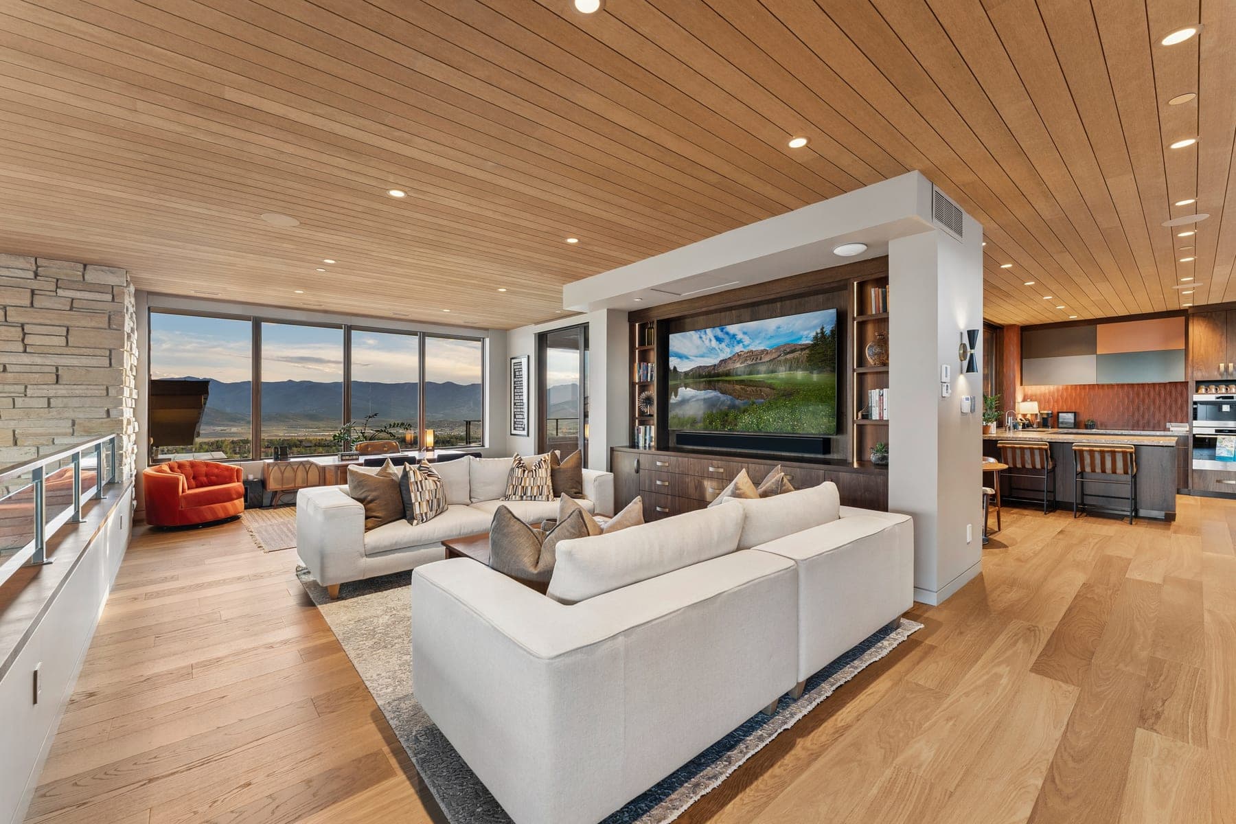 Vandamm Home — family room