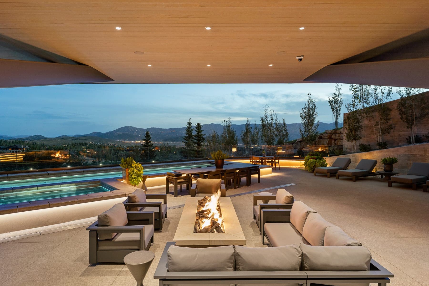 Vandamm Home — fire pit terrace