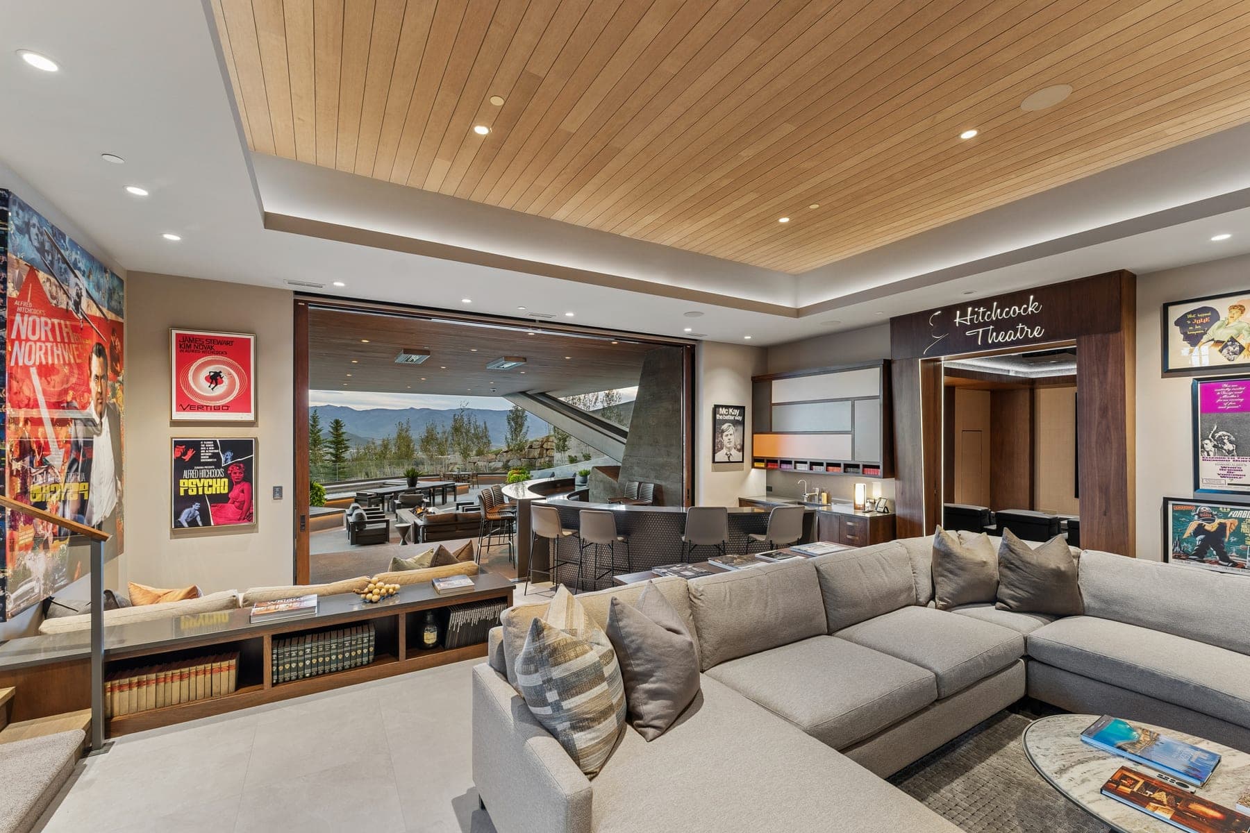Vandamm Home — hitchcock lounge
