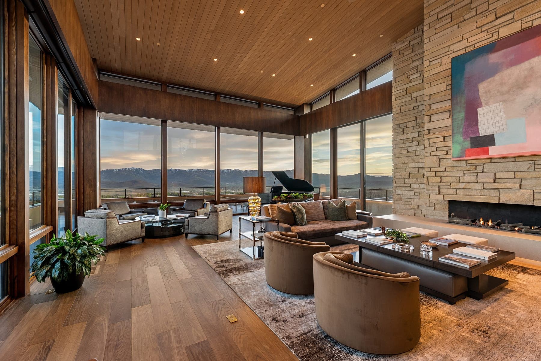 Vandamm Home — living room